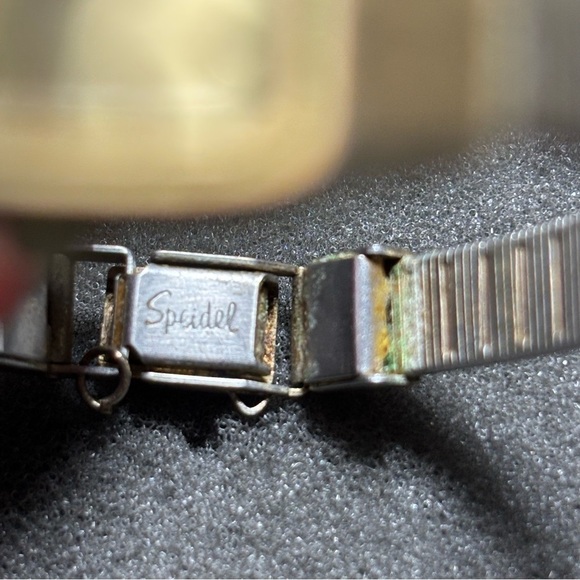 Vintage Pulsar Ladies Quartz Watch Gold Tone Rectangle Shaped Working Y580-5389 - Picture 9 of 9